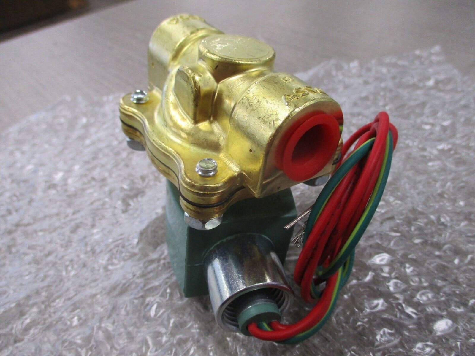 Asco Red Hat Solenoid Valve 8210G001 120V New Surplus