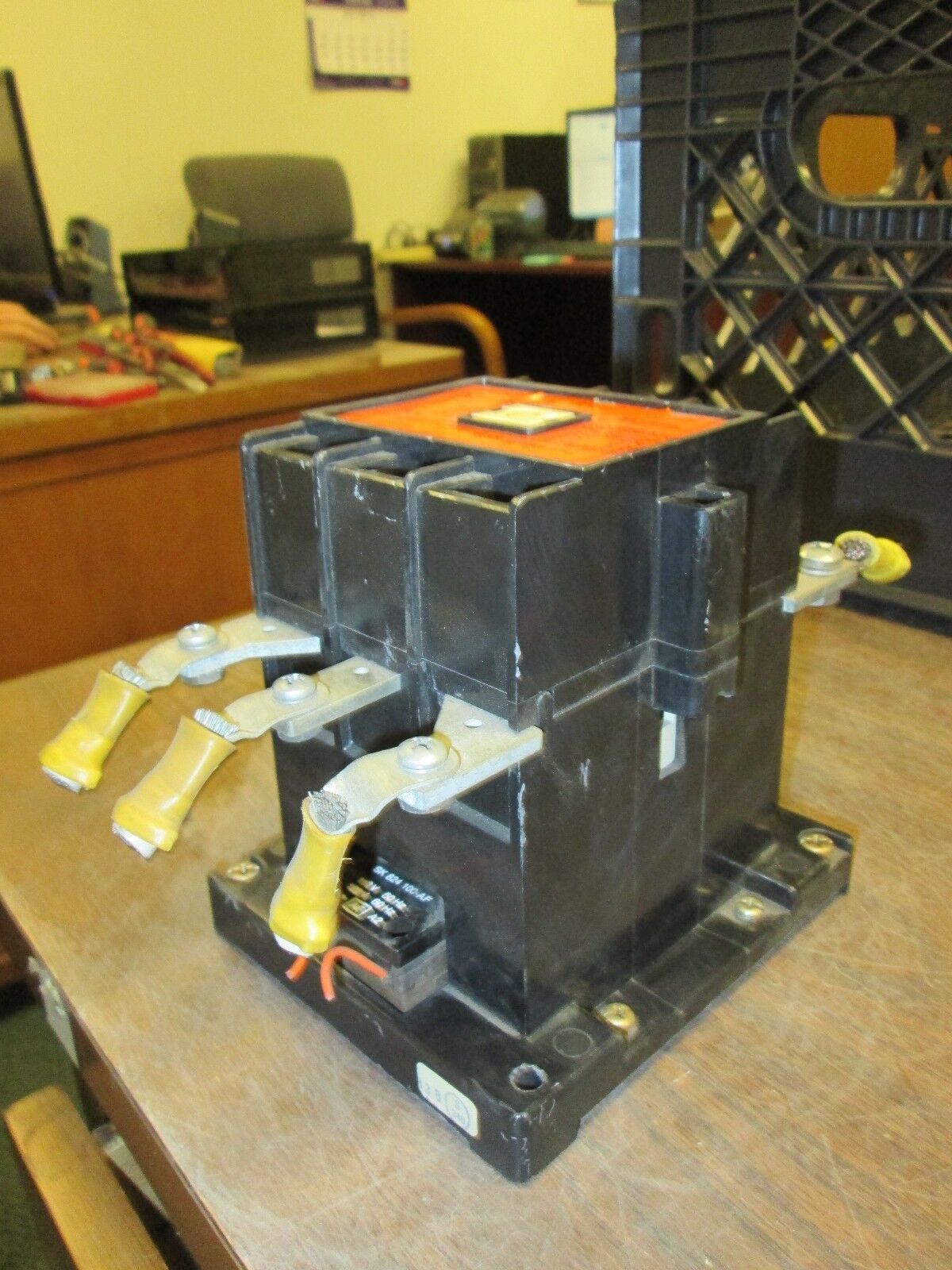 ASEA Size 3 Contactor EH-100 120V Coil 105A 600V Used