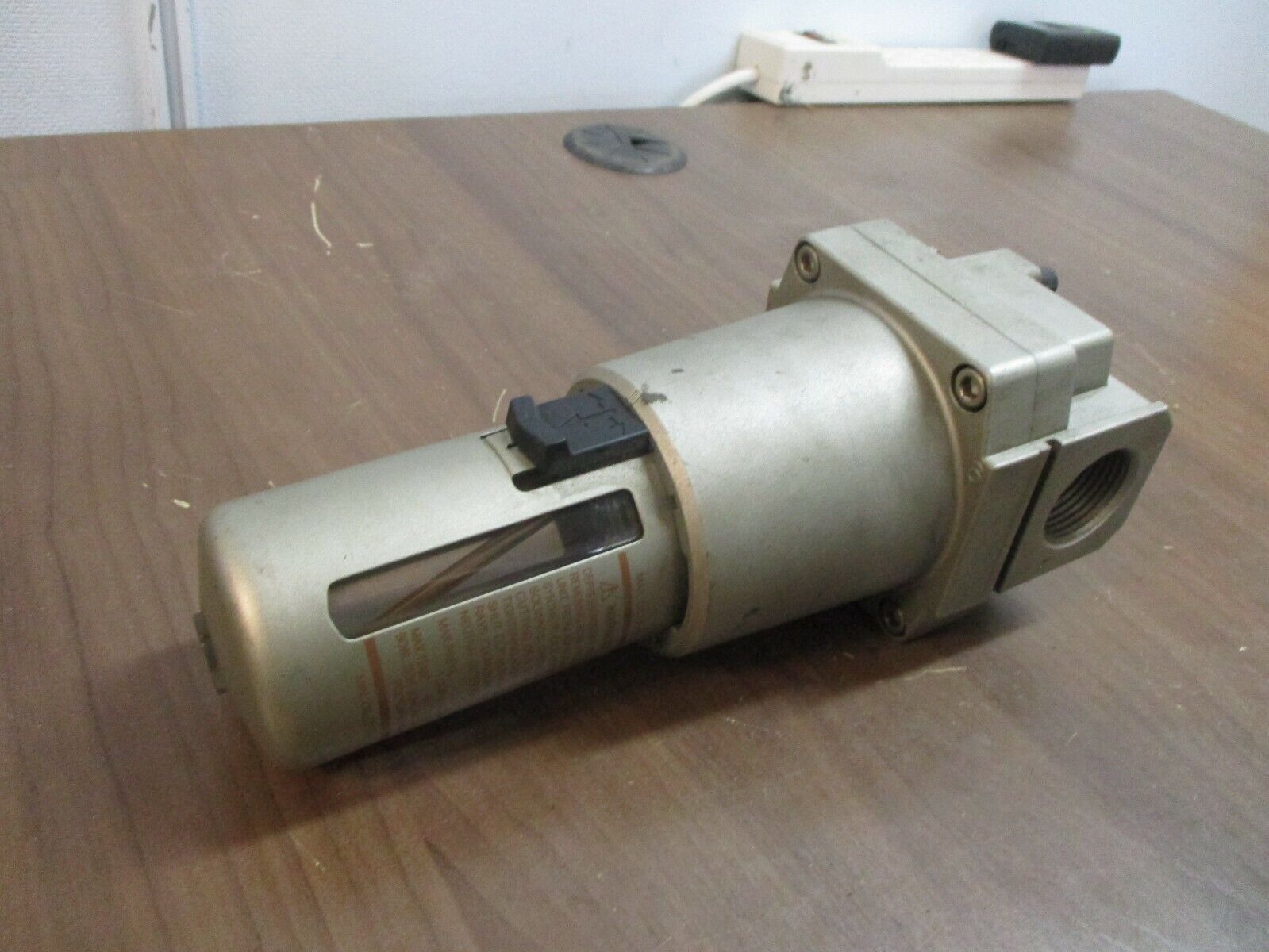 SMC Lubricator NAL6000-N10 1.0mpa Used