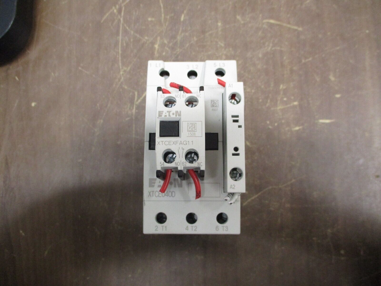 Eaton Contactor XTCE040D 120V Coil 55A 600W w/ Aux Contact Block Used