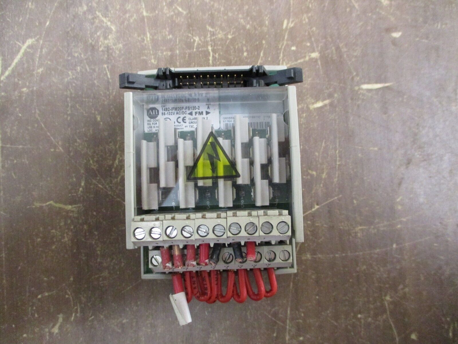 Allen-Bradley Isolated Fusible IFM 1492-IFM20F-FS120-2 85-132V AC/DC 20PT Used
