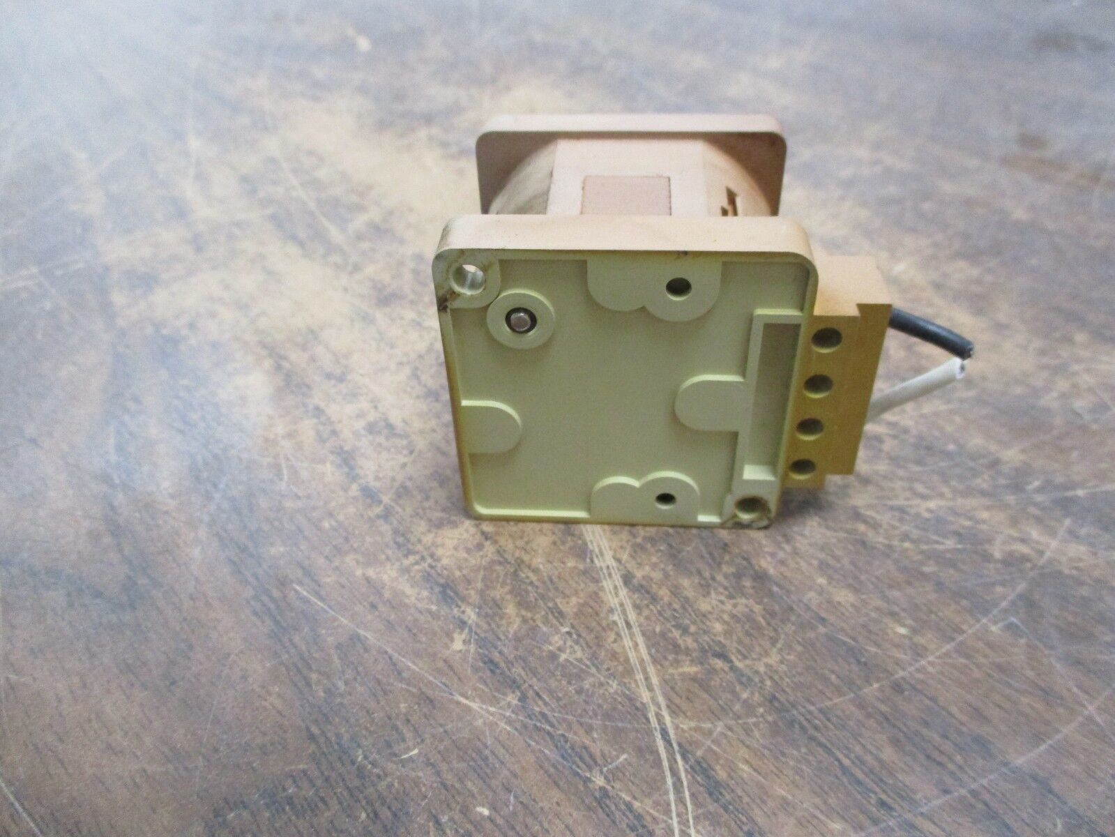 Grasslin Hour Meter UWZ48-L 110-127V 60Hz Used