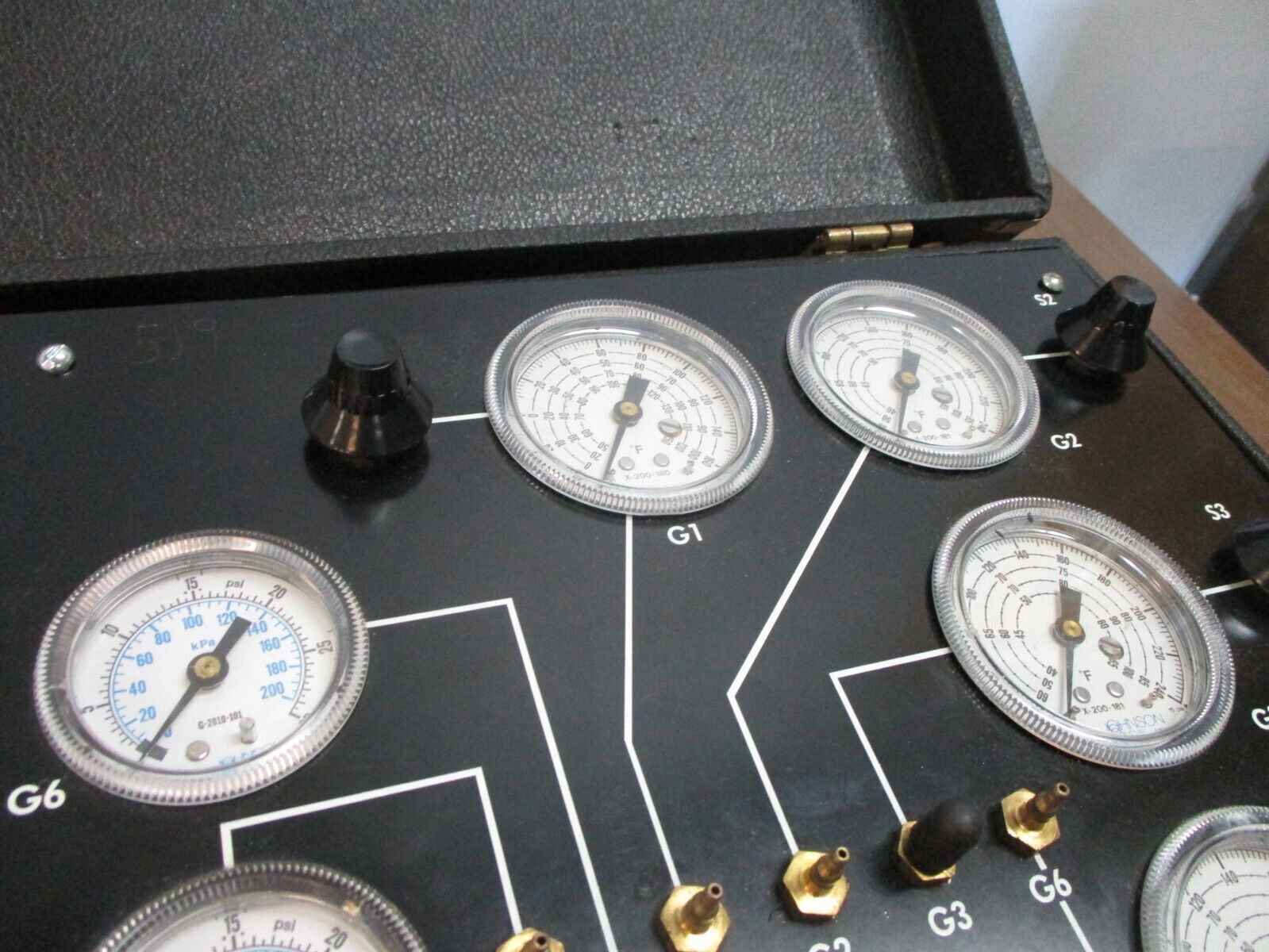 Johnson Controls Room Temperature Monitor T-4002 Used