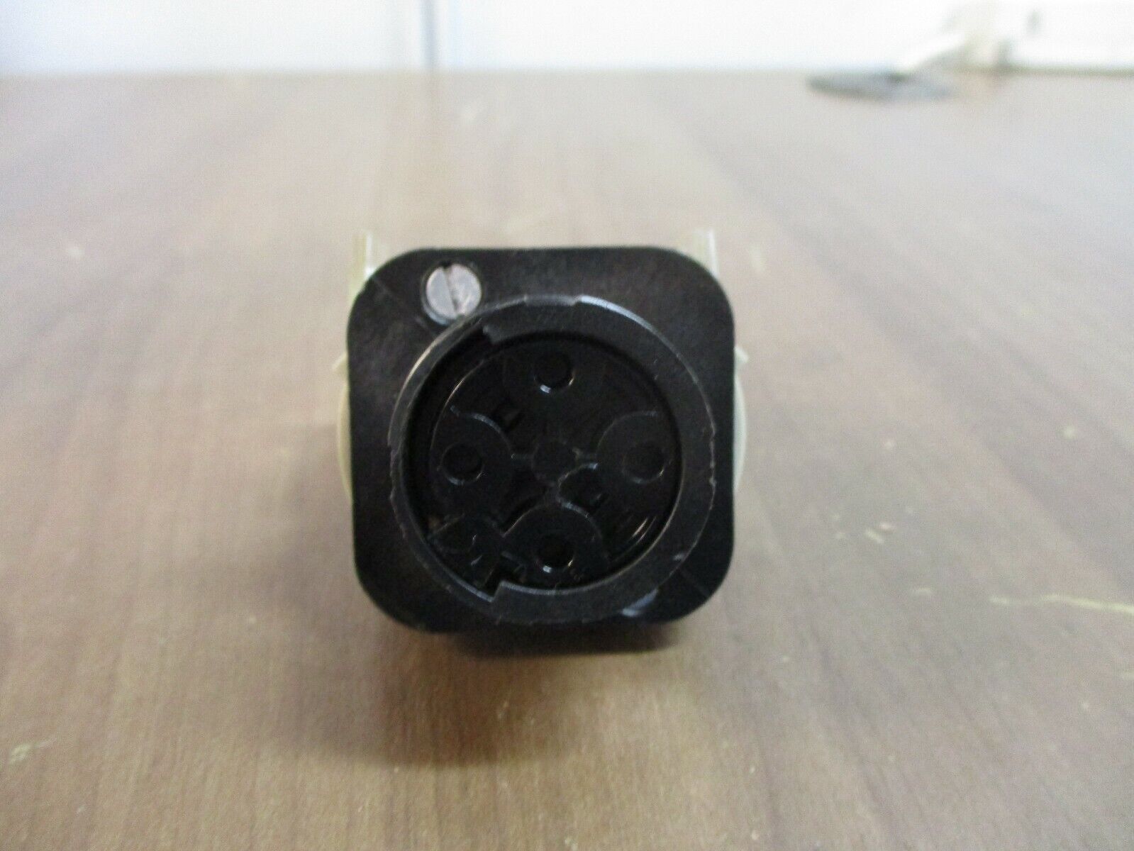 Allen-Bradley Selector Switch Unit 800H-HR2 Ser. F 2-Position Type 4, 4X, 13