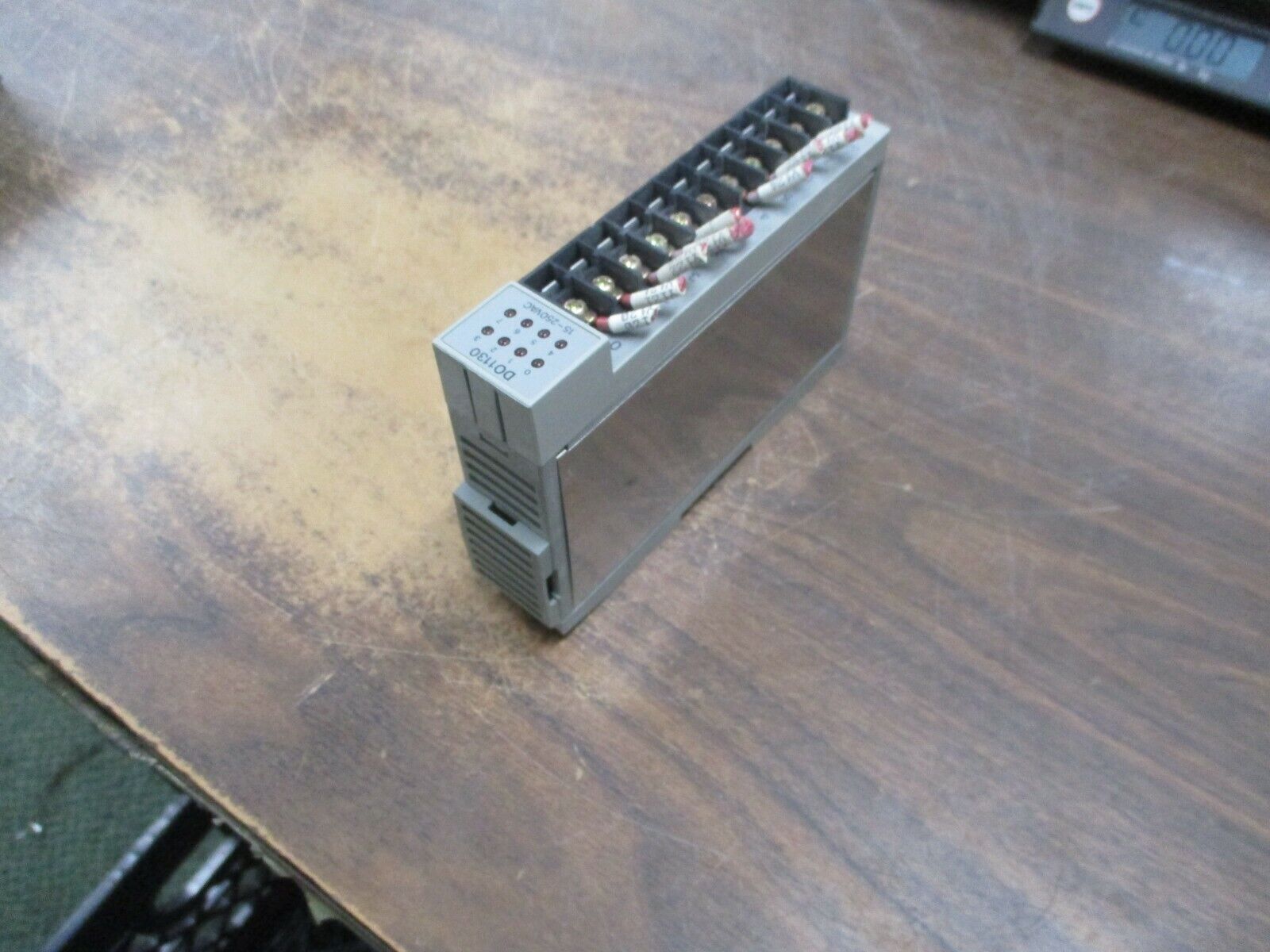 Modicon Output Module DO-1130-000 Rev. A Output: 15-250VAC Used