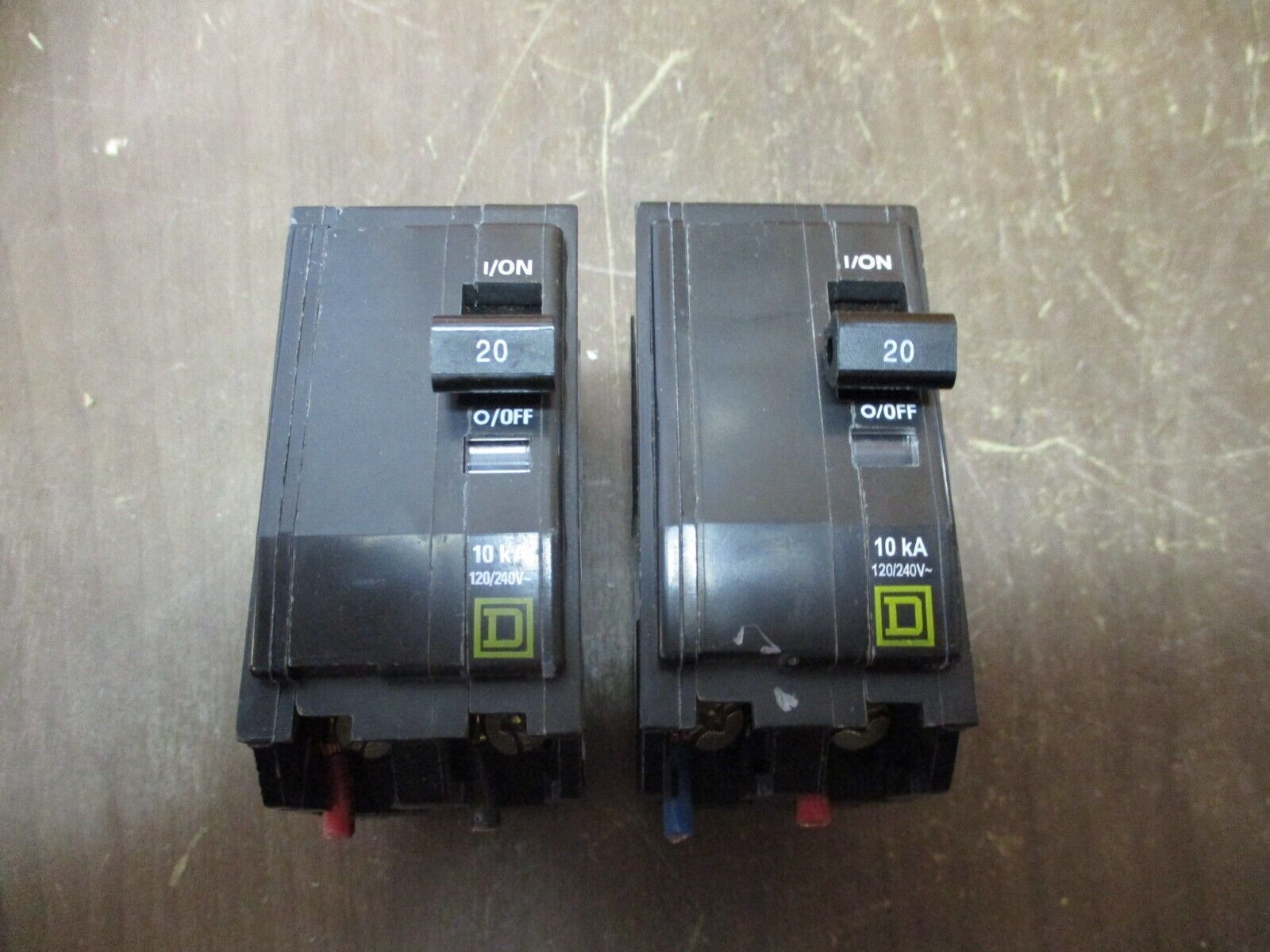 Square D Circuit Breaker QOB220 20A 120/240V 2P *Lot of 2* Used