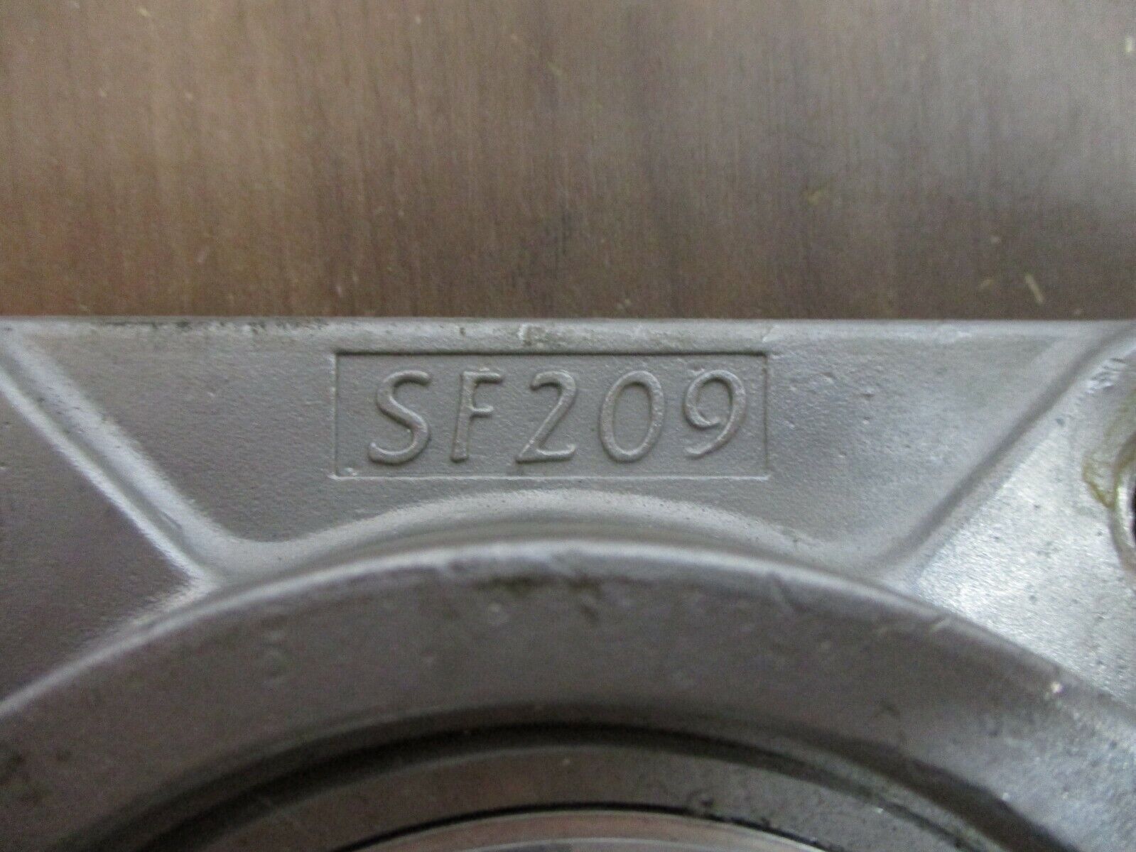 IPTCI Flange Bearing SF209 Used