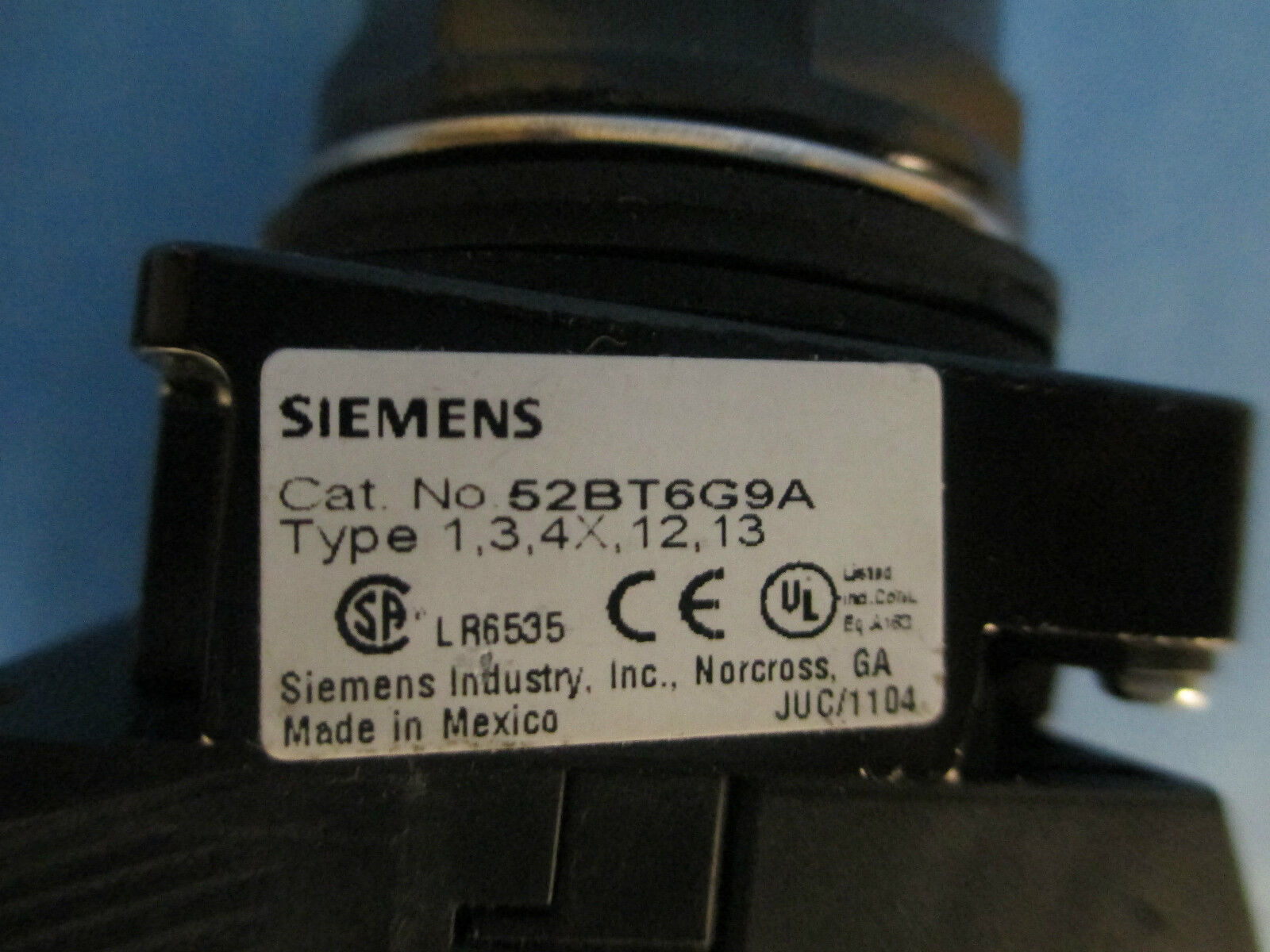 Siemens Yellow Pilot Light 52AATG, New Surplus!!!