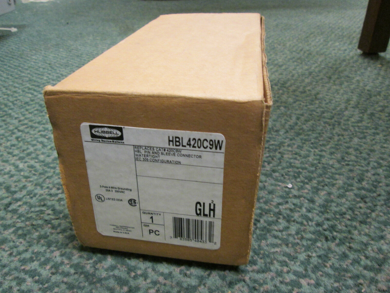 Hubbell Connector HBL420C9W 20A 250V Watertight New Surplus