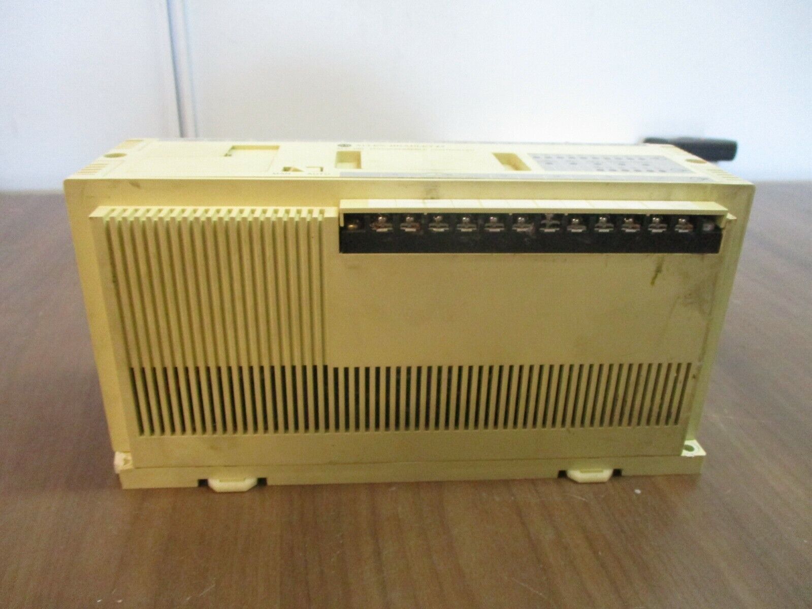 Allen-Bradley SLC 100 Processor Unit 1745-LP101 Ser. C FRN: 5 Used