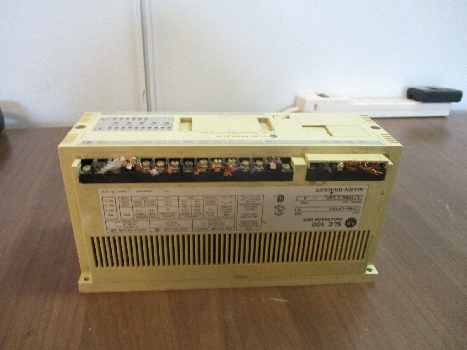Allen-Bradley SLC 100 Processor Unit 1745-LP101 Ser. C FRN: 5 Used