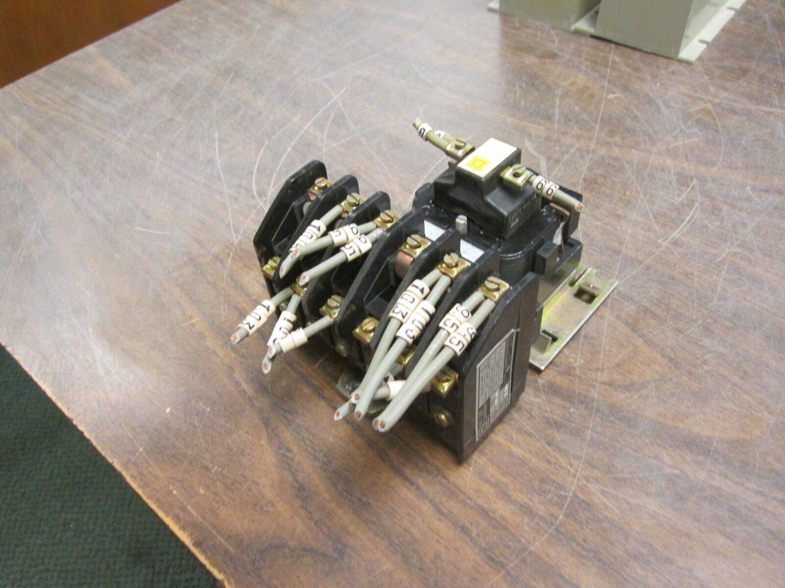 Square D Control Relay 8501 H0 60 120V Coil Used