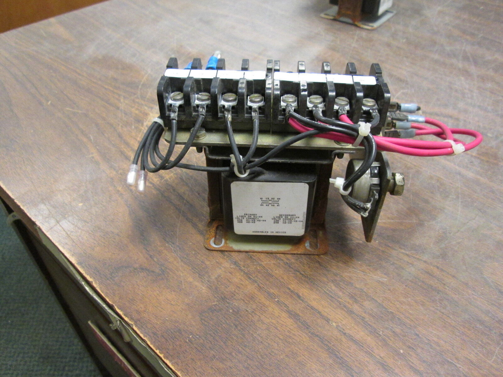 GE Transformer w/ Interface 9T58K1802 0.50KVA Pri:240/480V Sec:120/240V 1Ph Used