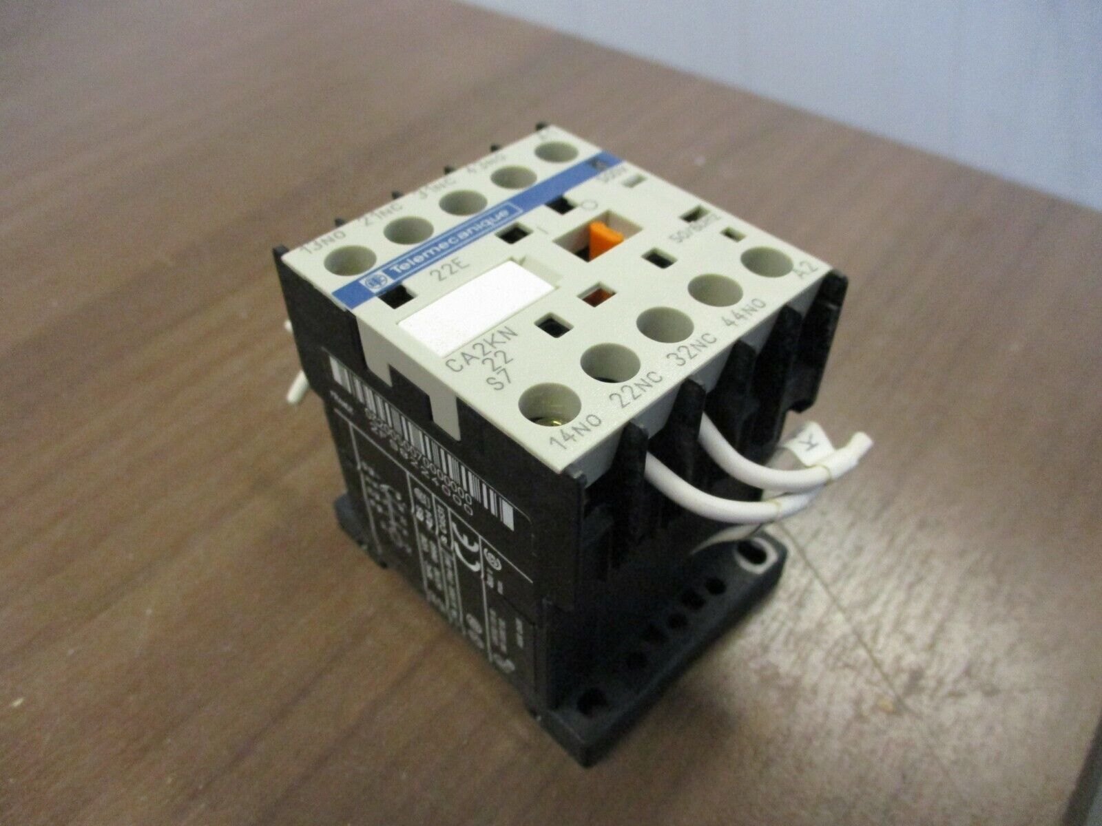 Telemecanique Contactor CA2KN 22 S7 500V 50/60Hz 10A Used