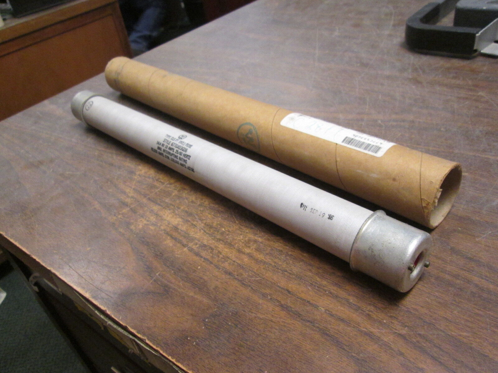 Westinghouse Type CLE-PT Fuse 677C4S3G06 10A 14.4KV 25/60Hz New Surplus