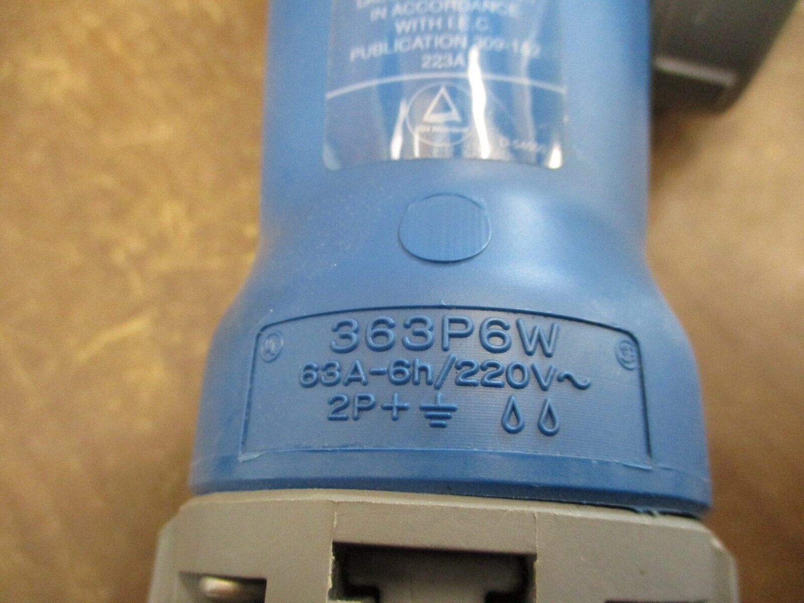 Hubbell Plug & Connector Set 363P6W / 363C6W 63A 220V Wire Ends Used