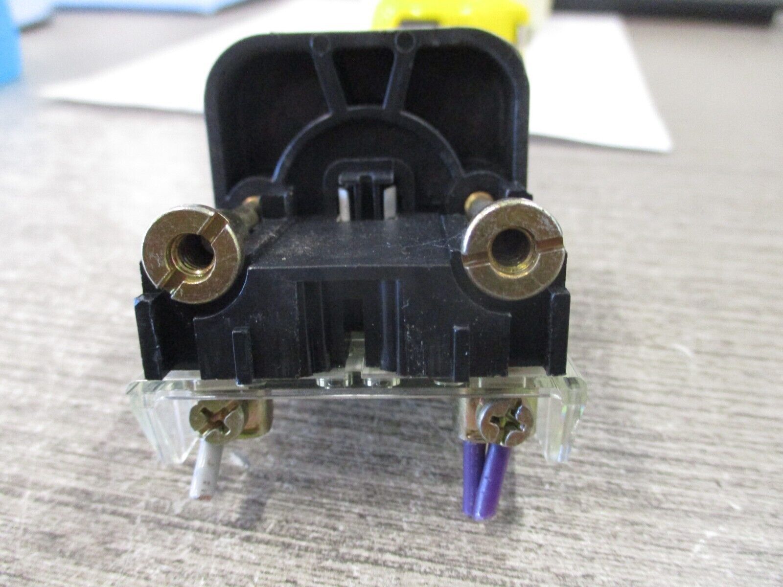 Allen-Bradley Pilot Light 800T-QL24A Ser. T Blue 24V AC/DC Type 4,13 Used