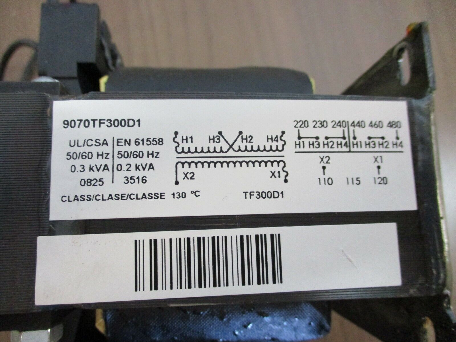 Square D Transformer 9070TF300D1 0.3KVA Pri:240/480 Sec: 120V Used