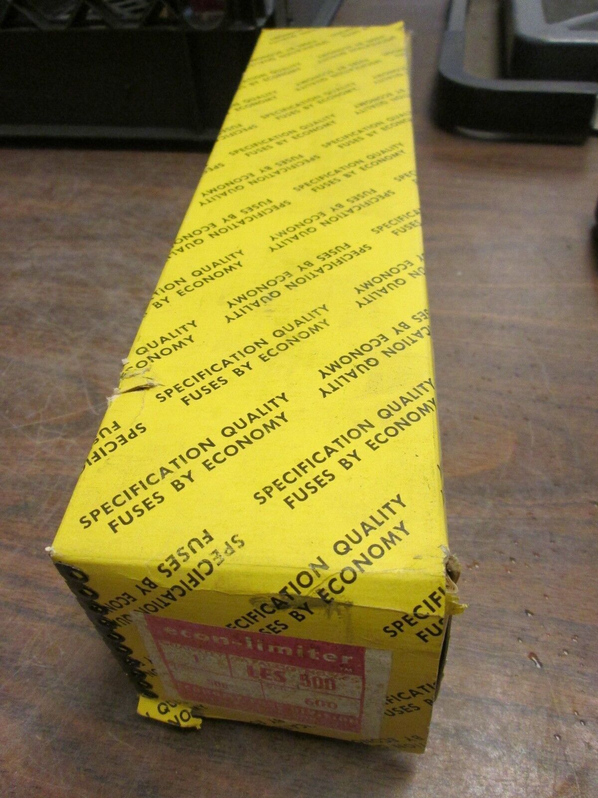 Economy Econ-Limiter Fuse LES 500 600V 500A New Surplus