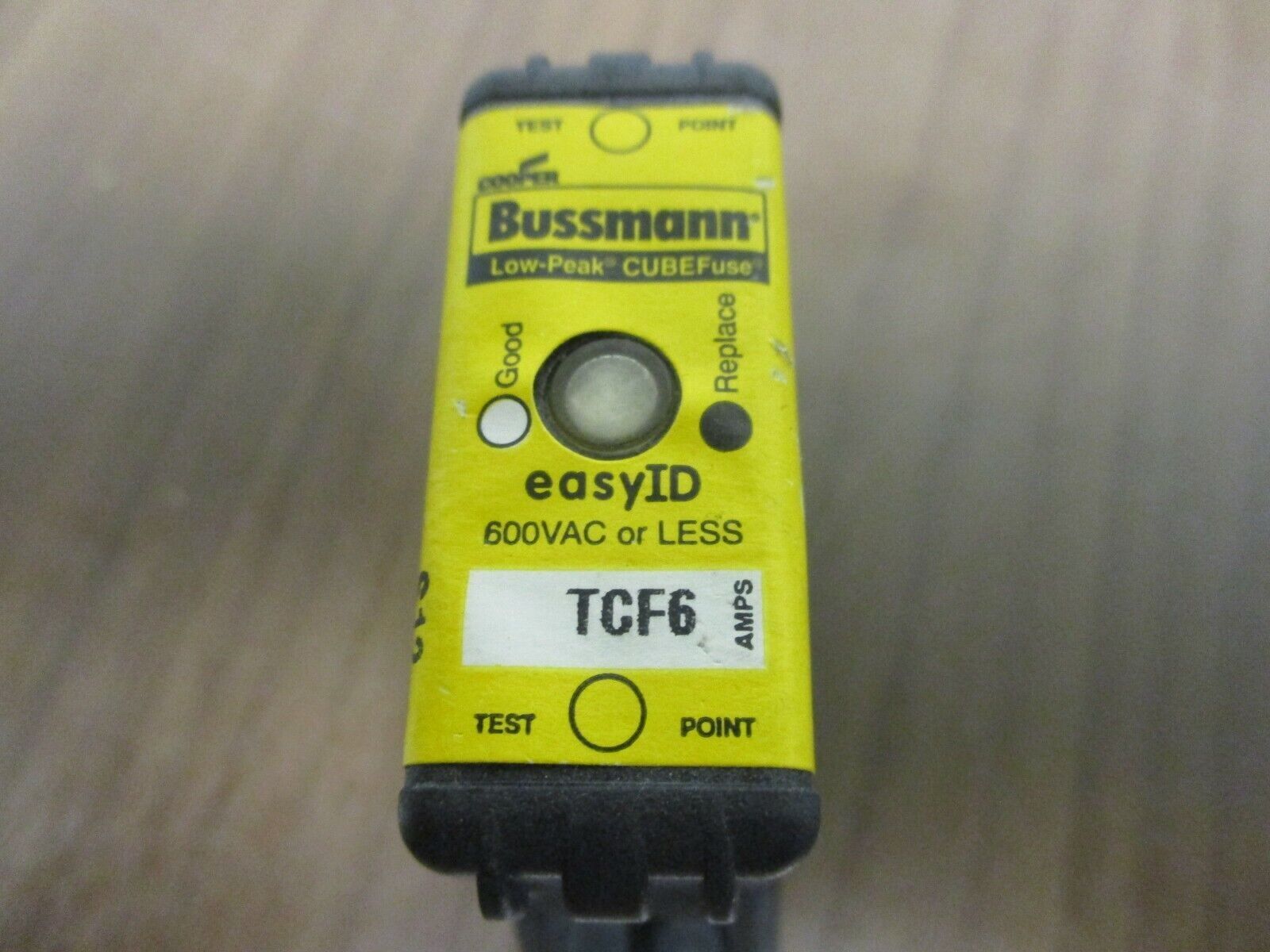 Bussmann Low-Peak CUBE Fuse w/ Fuseholder TCF6 6A 600V Used