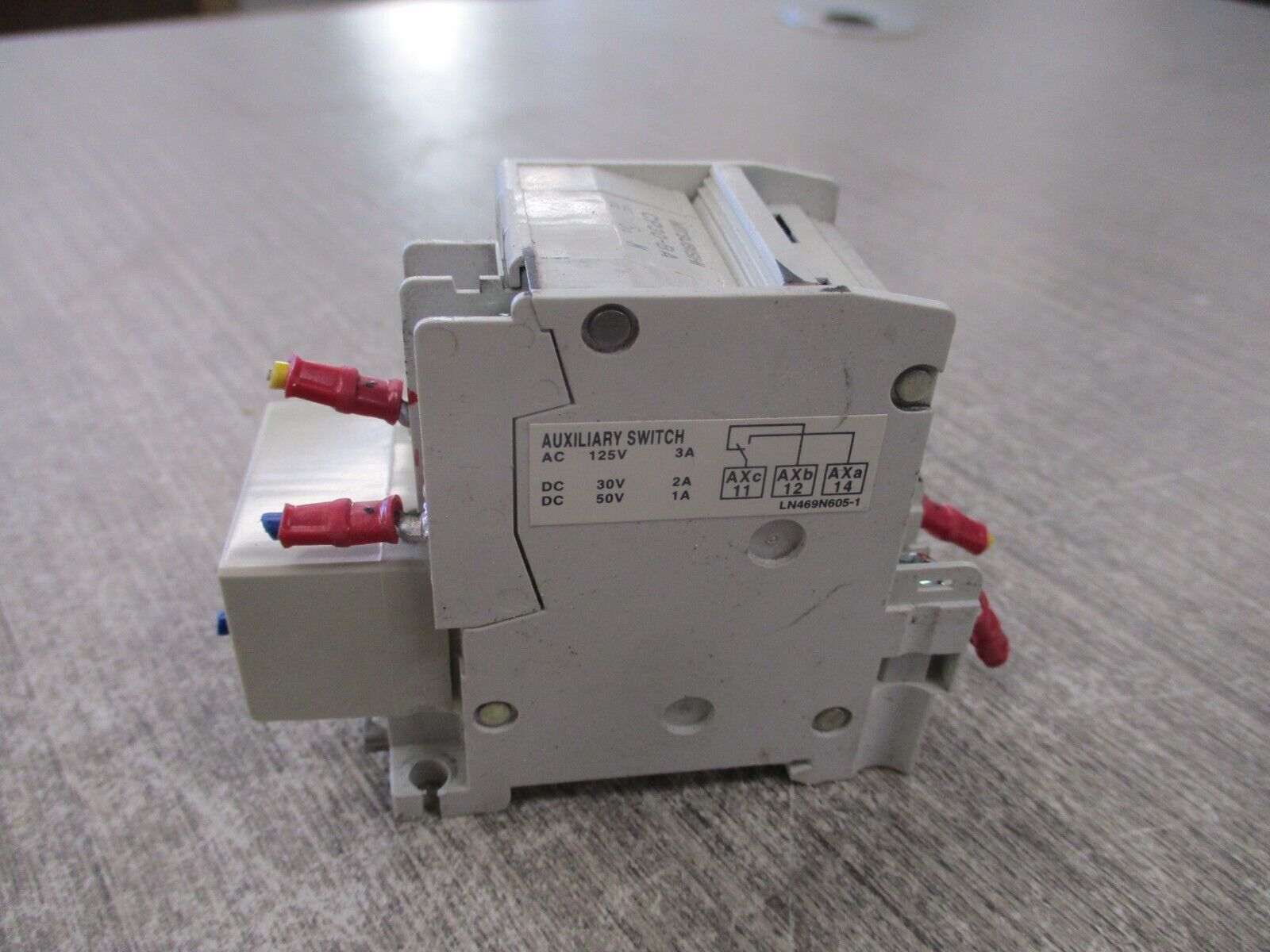 Mitsubishi Circuit Protector CP30-BA 5A 220V 2P Used