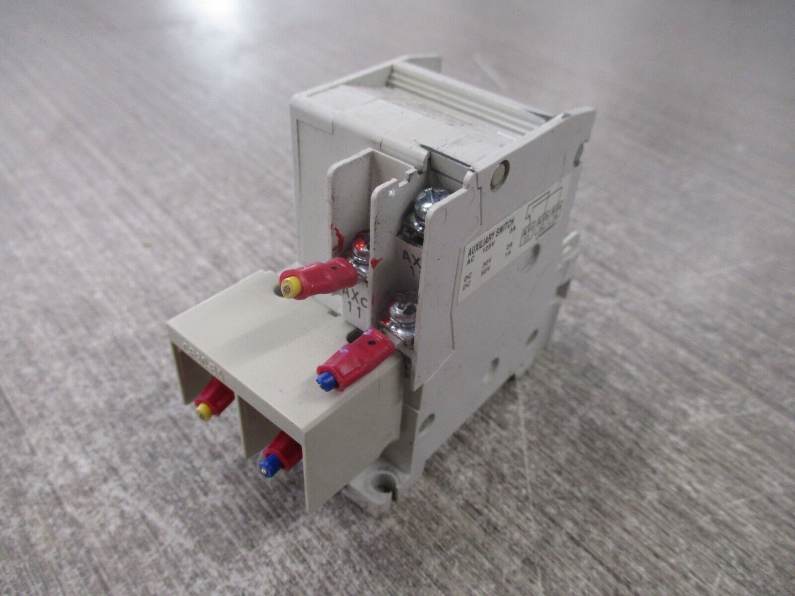 Mitsubishi Circuit Protector CP30-BA 5A 220V 2P Used