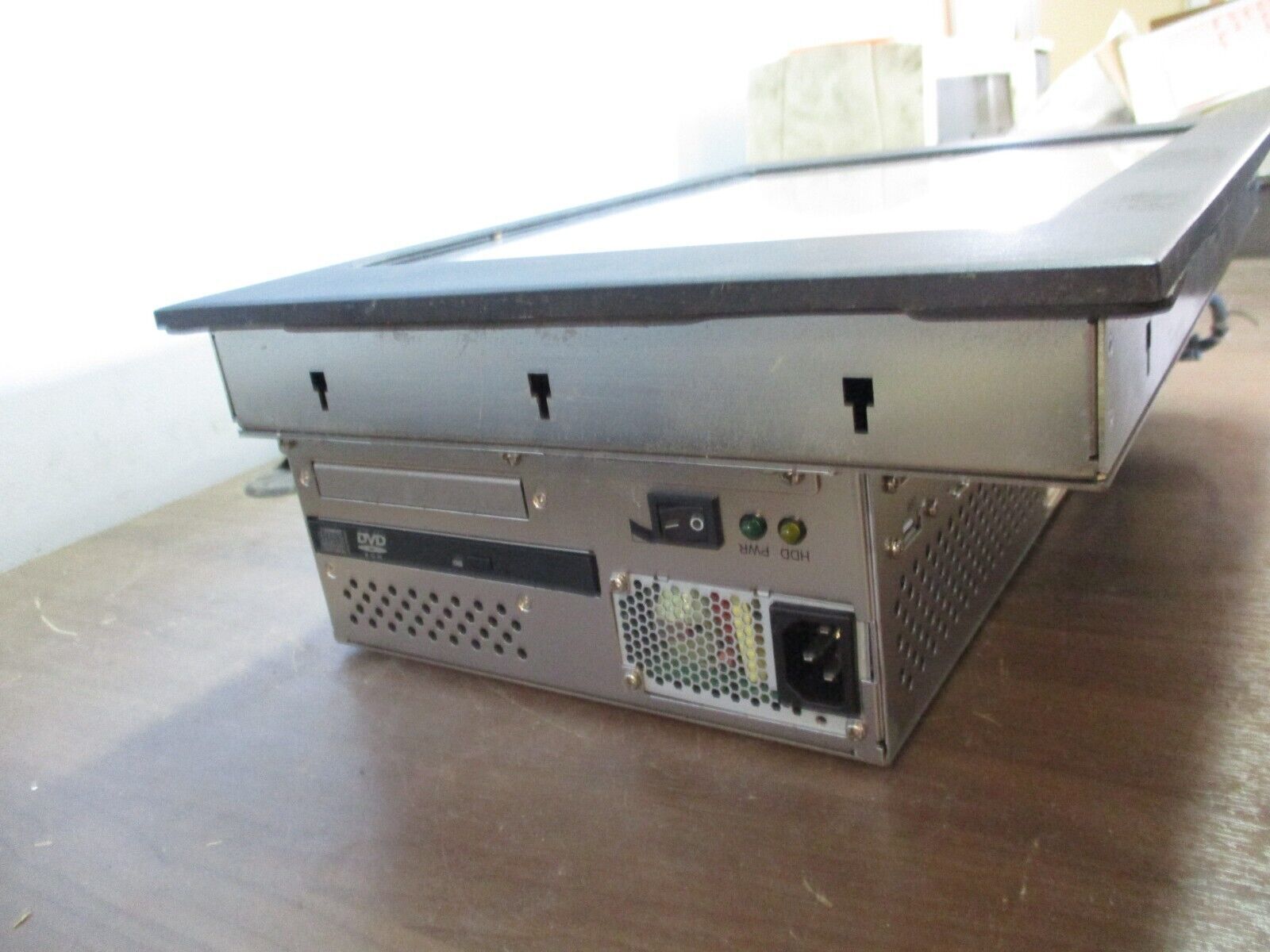 Arista Industrial Panel PC ARP-1715BP-108K Rev. SW 2.82 Config: 011 24VDC Used