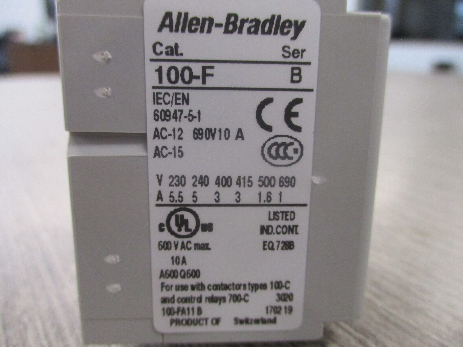 Allen-Bradley Aux Contact Block 100-FA11 Front Mount 1 NC, 1 NO New Surplus