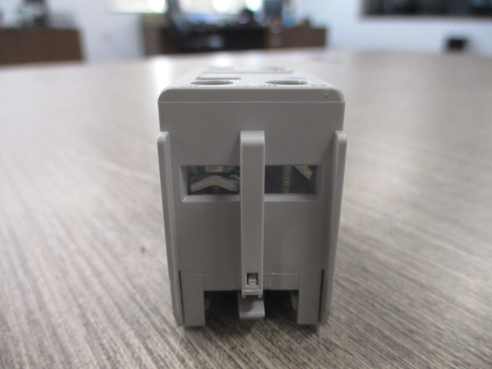Allen-Bradley Aux Contact Block 100-FA11 Front Mount 1 NC, 1 NO New Surplus