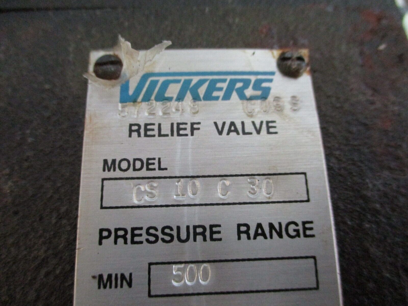 Vickers Relief Valve CS 10 C30 500-2000PSI Used