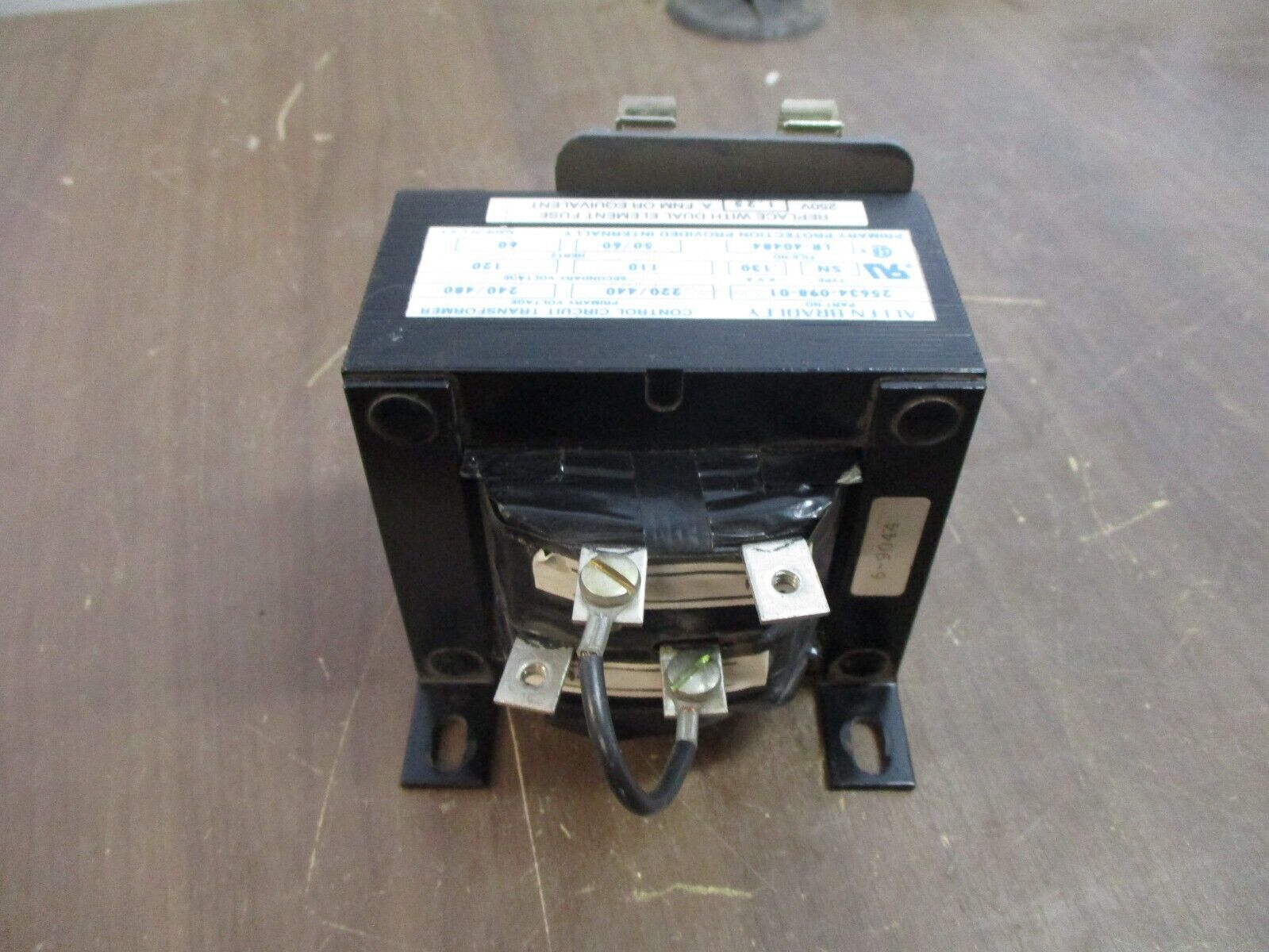Allen-Bradley Control Circuit Transformer 25634-098-01 0.130KVA Used