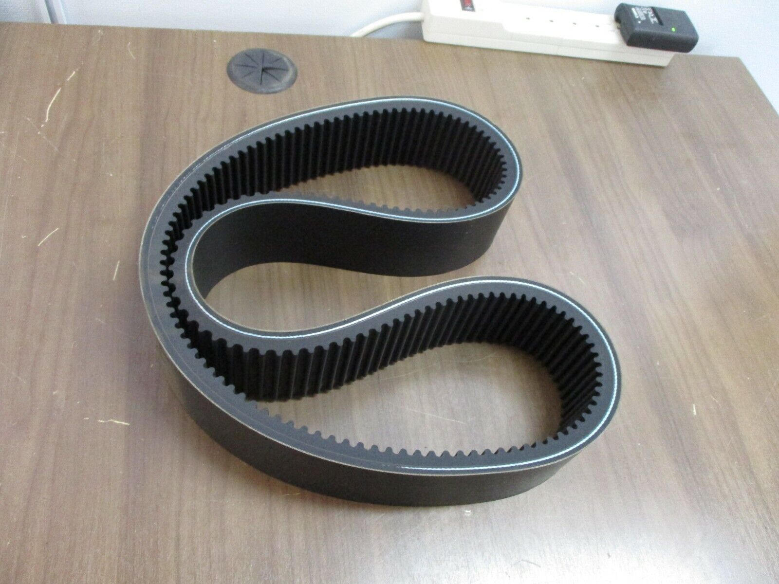 Gates Multi-Speed Belt 4430V600 New Surplus