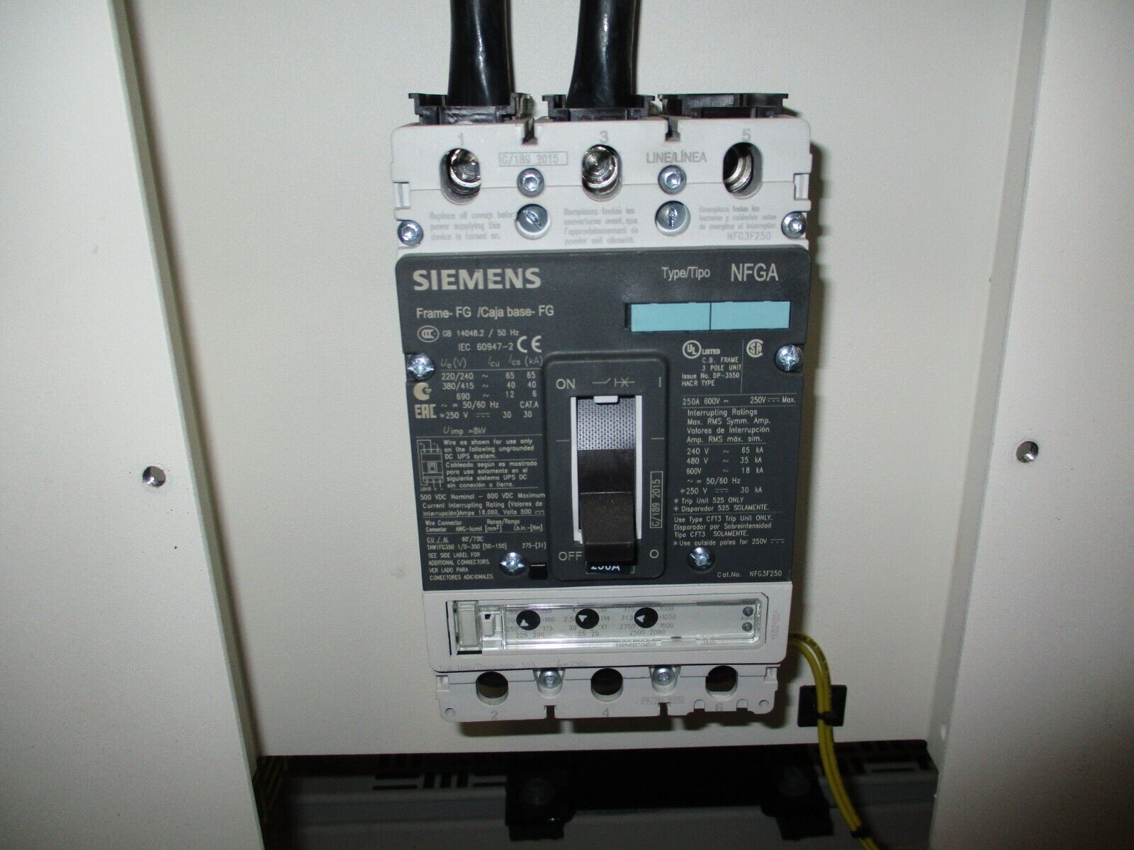 Spang Transformer w/ Breaker Disconnect L19141 20kVA 1Ph Pri: 480V Sec: 130/220V