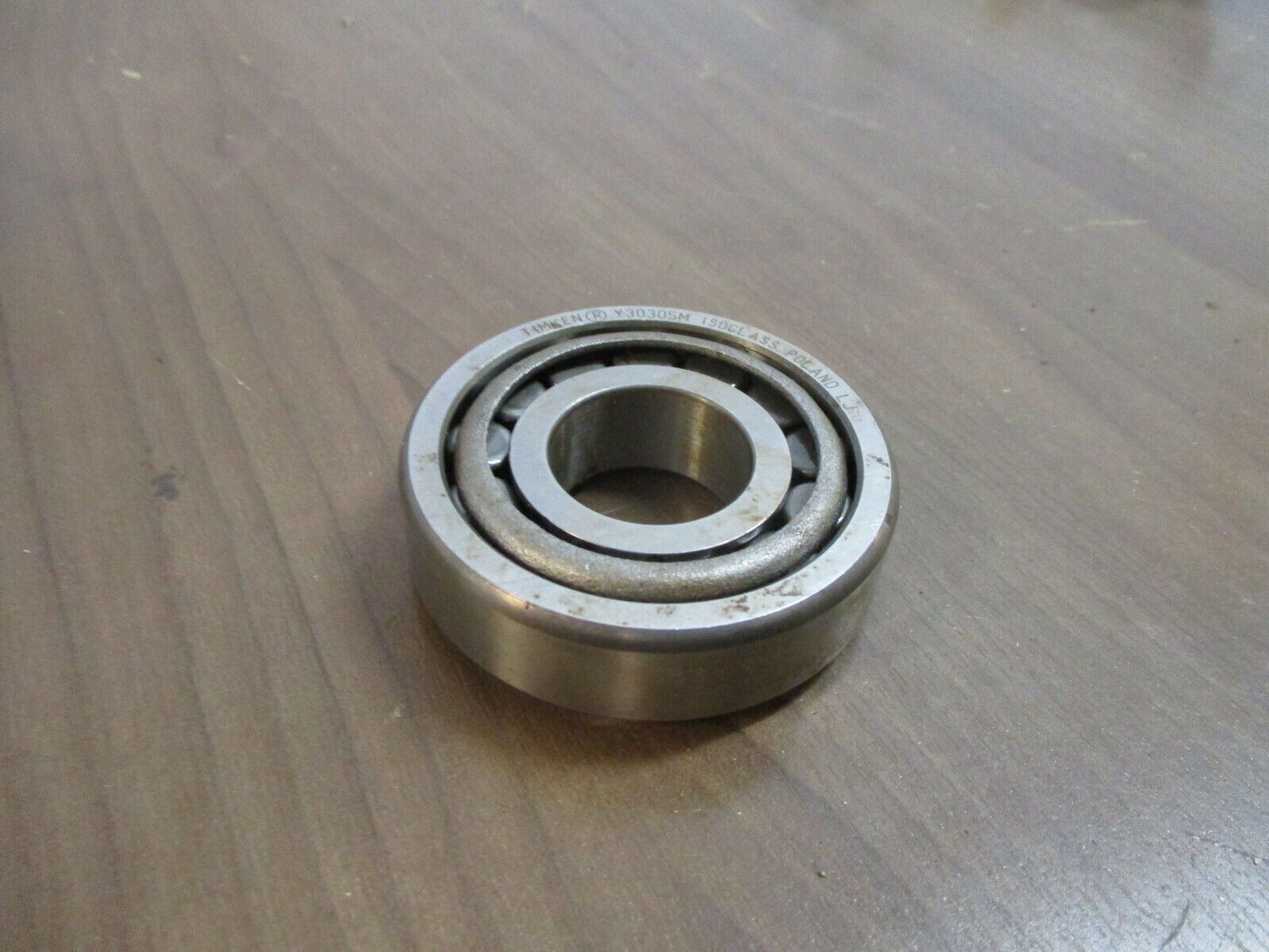 Timken IsoClass Tapered Roller Bearing 30305M 9\KM1 New Surplus