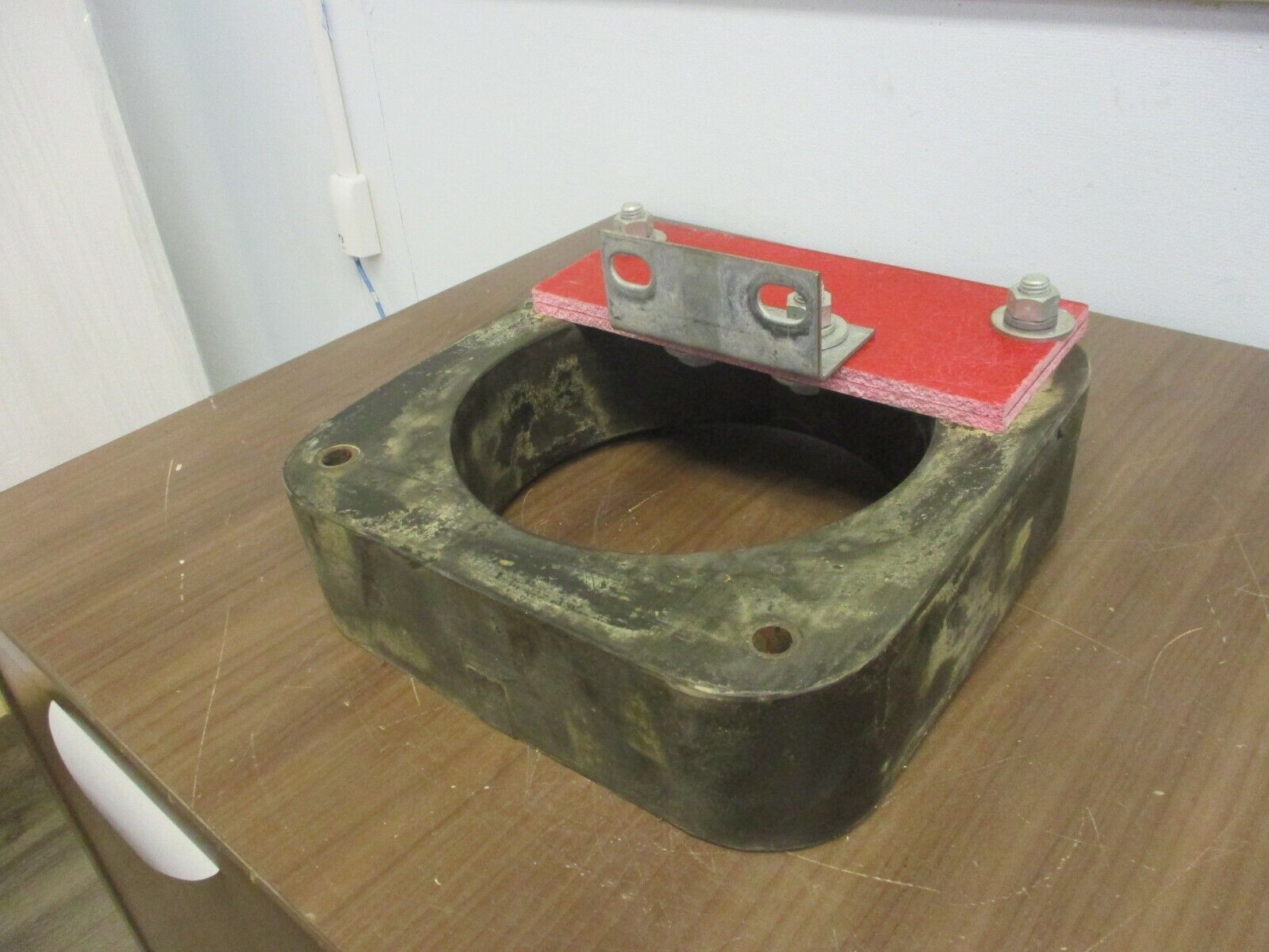 GE Type JCB-0 Current Transformer 822X92 Ratio 3000:5A 600V 25-400Hz Used