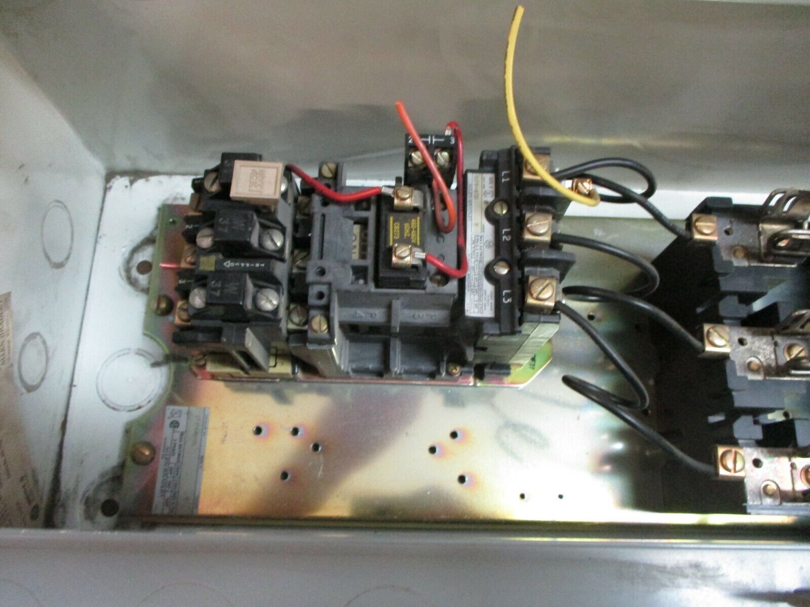 Allen-Bradley Size 0 Fusible Combination 509-AOB Ser. B 460-480V Coil 18A 600V