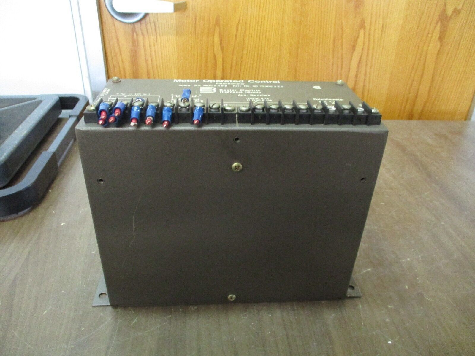 Basler Electric MOC2499 Motor Operated Control / Potentiometer 90 72300325 Used
