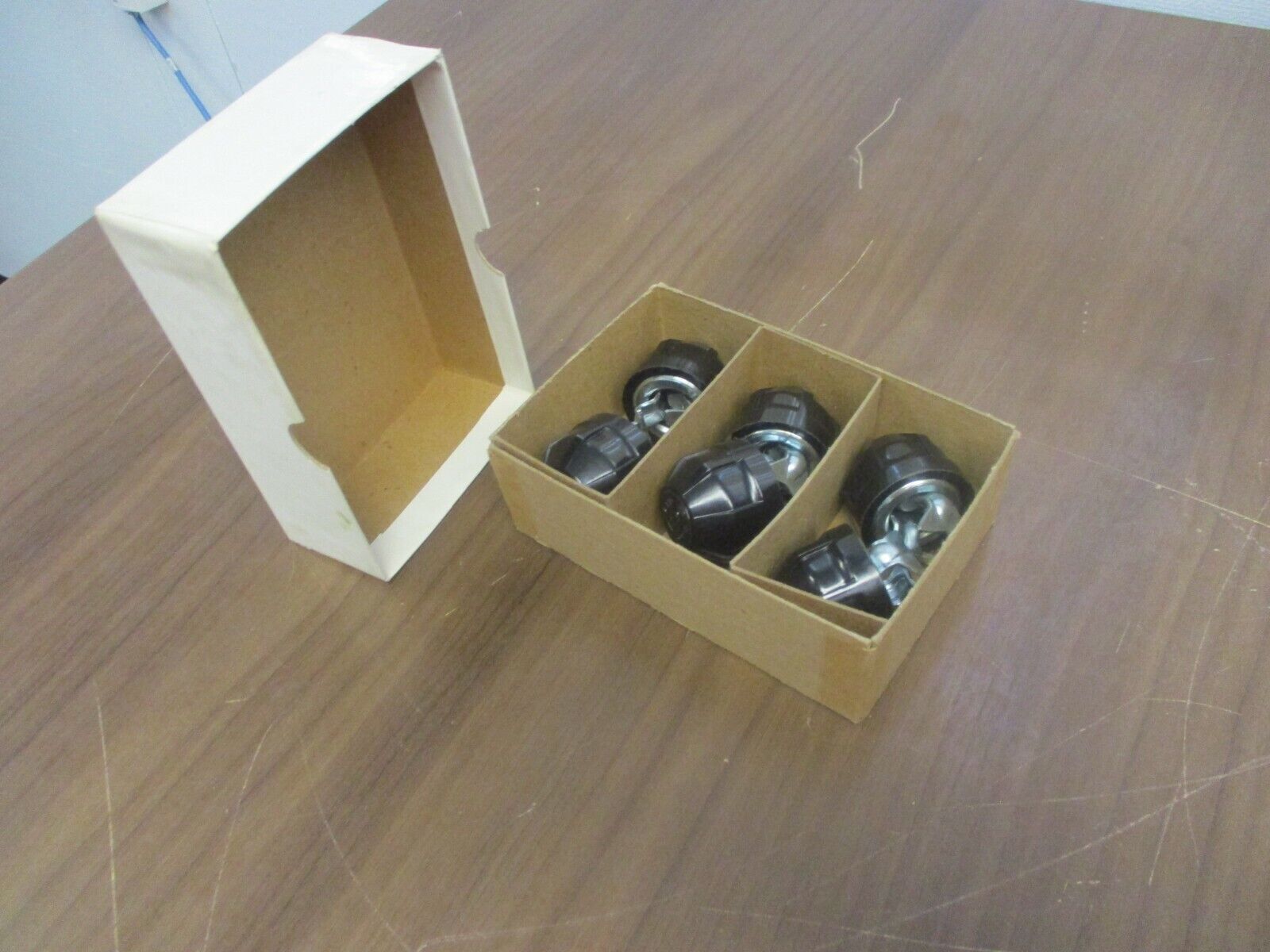 Ideal Fuse Clip 32-004 Size 5 *Box of 6* New Surplus