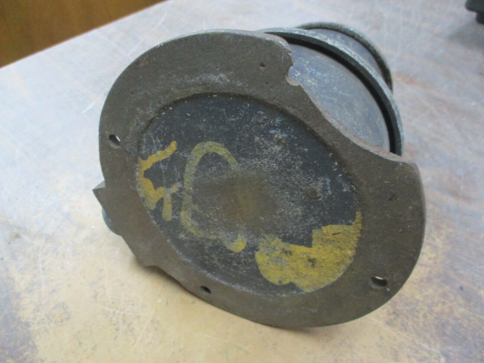 Pyle-National Receptacle 60A 600V *Chipped Base* Used