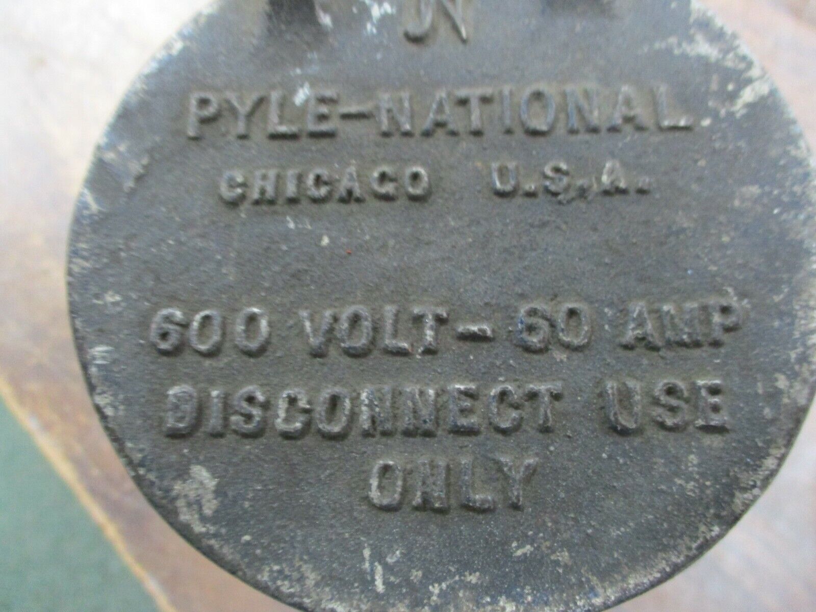 Pyle-National Receptacle 60A 600V *Chipped Base* Used