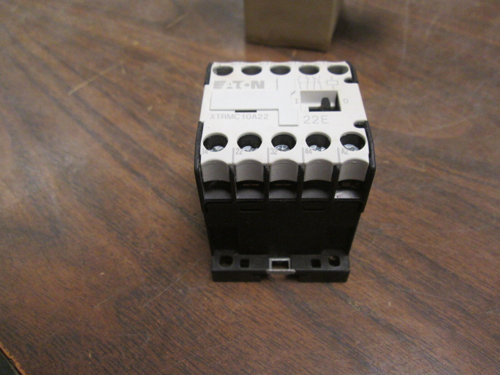 Eaton Contactor XTRMC10A22 480V Coil 10A 600V New Surplus