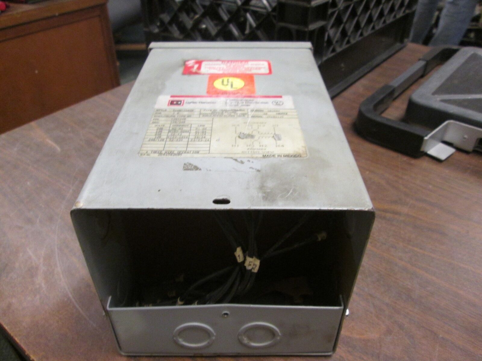 Cutler-Hammer Dry-Type Distribution Transformer S10N11S02N 2KVA Used