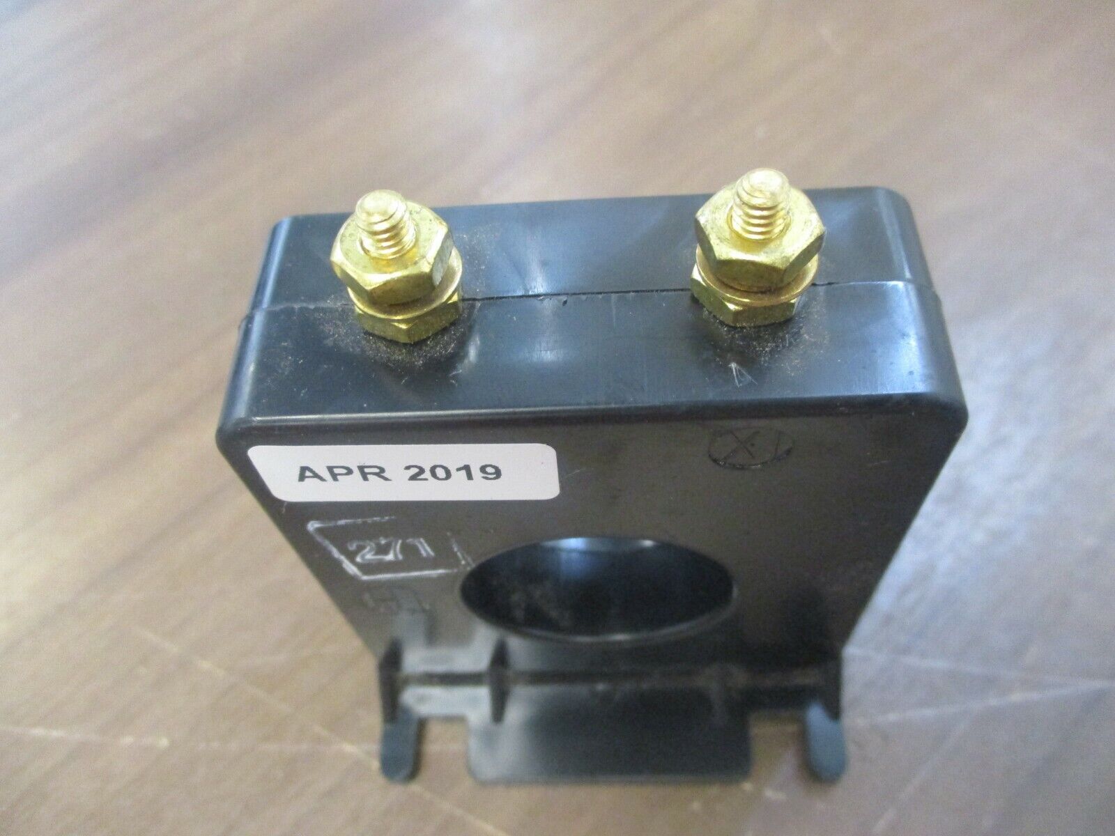Allen-Bradley Current Transformer 1411-2SFT-500A Ratio 50:5A 600V 50-400Hz Used