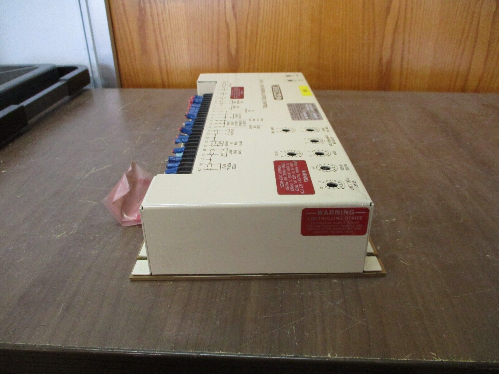 Woodward 2301A Load Sharing & Speed Control 9905-377A Speed: 2K-6K Hz FWD Single