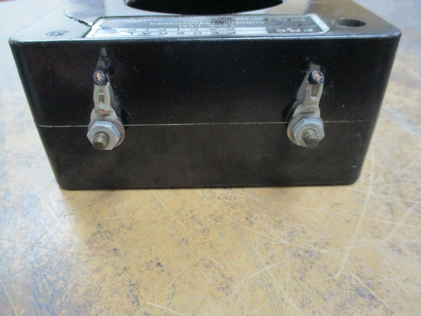 FPE Type LVM Current Transformer 2756-0354 Ratio 400:5A 600V 25-400Hz Used