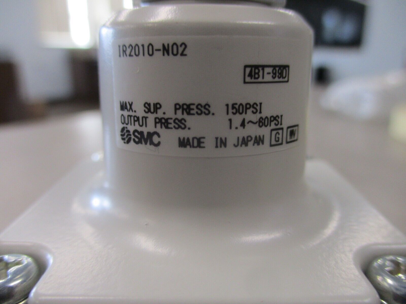 Unist Precision Regulator 10242T 0-60 PSI Tamper Resistant New Surplus