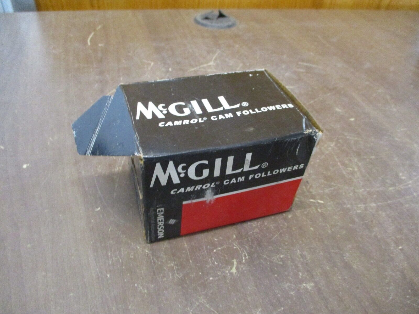 McGill Lubri-Disc Cam Follower CFH 2 1/2 SB New Surplus