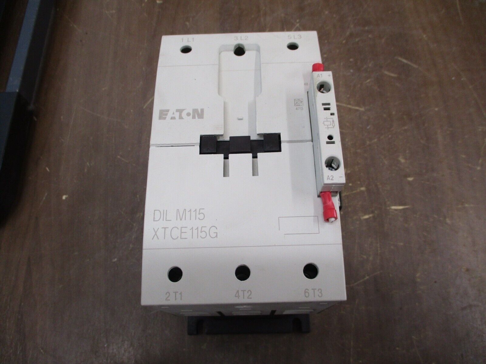 Eaton Contactor DIL M115 XTCE115G 48-60VDC Coil 160A 600V w/ Aux Contact Used