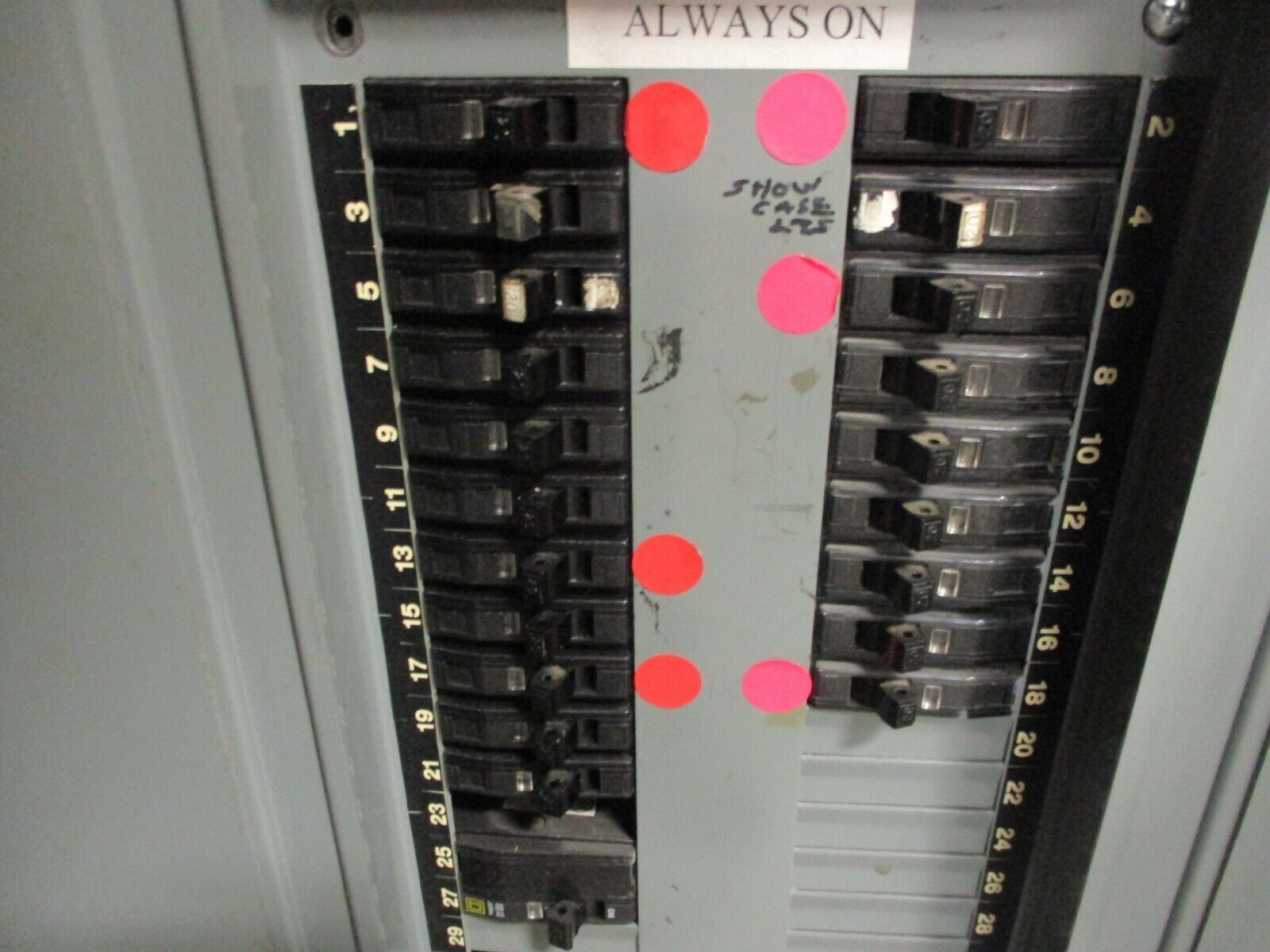 Square D Main Breaker Circuit Breaker Panel 10818-75HAA-148 50A Max 30-Slot Used