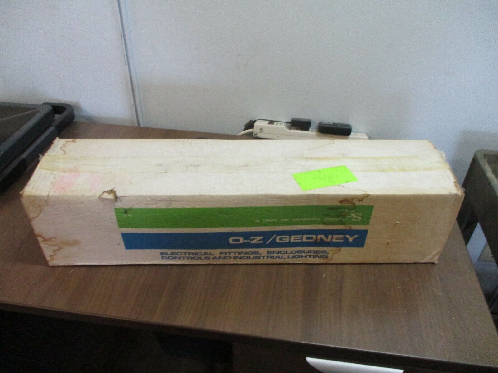 O-Z / Gedney EMT Connector 4400S 4" Set-Screw Type Steel *Lot of 5* New Surplus
